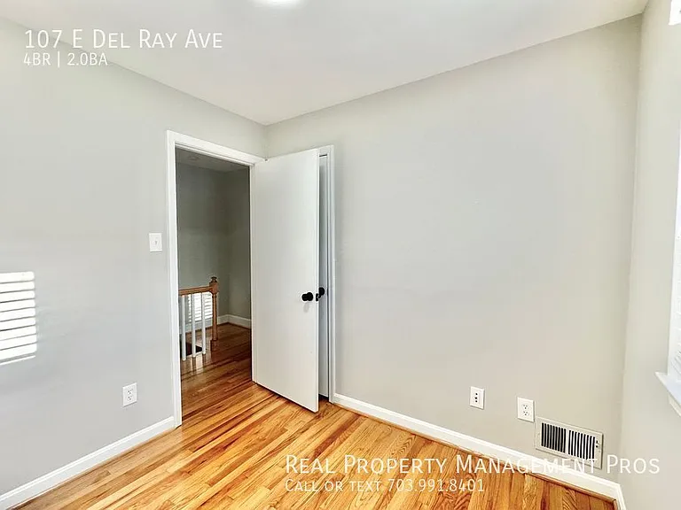 107 E Del Ray Ave — Photo 26