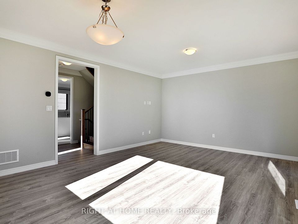 92 Huguenot Rd Oakville, ON, L6H0M3 Apartments for Rent Zillow