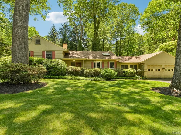 47 Mayfair Drive, Huntington, NY 11743