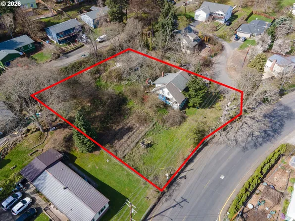 744 N Main Ave, White Salmon, WA 98672