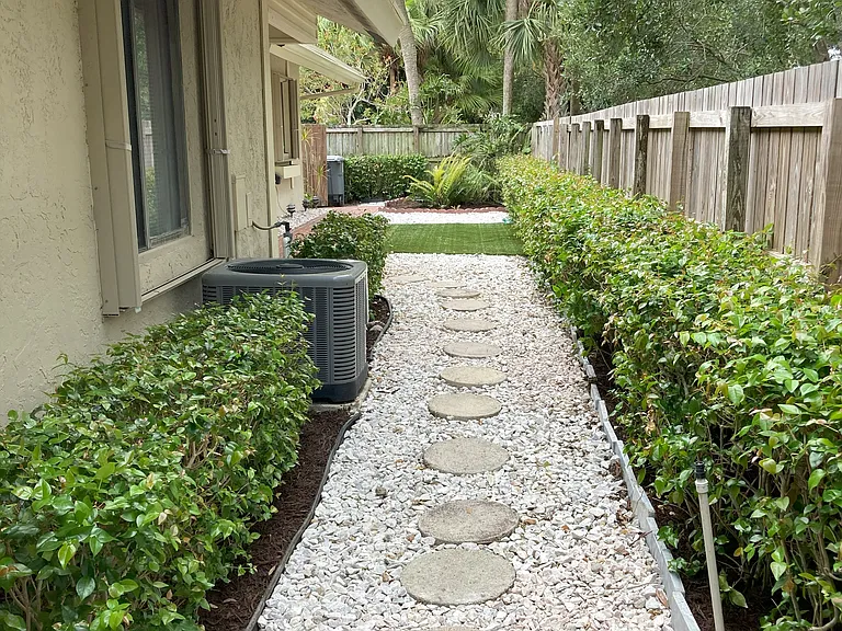 7755 Kenway Pl E — Photo 23
