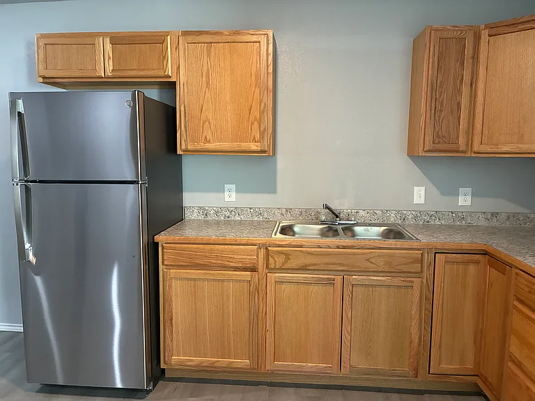 2028 S Avenue I #C — Photo 7