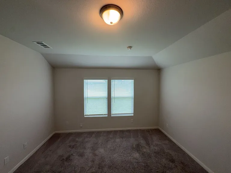 3637 Silver Maple Ln — Photo 14