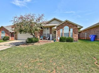 617 Shadowhill St, Norman, OK 73071