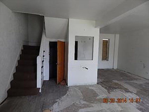 1st image of 10411 S Corliss Ave