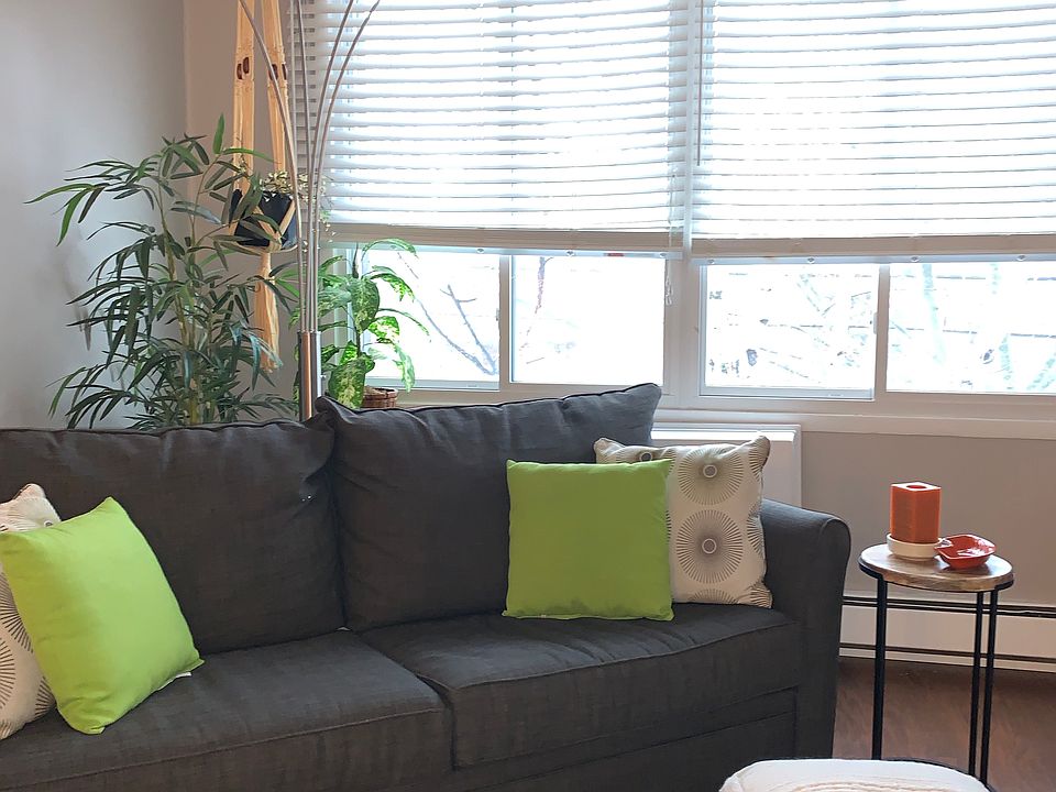 1st image of 2025 E Greenwich Ave Unit 203
