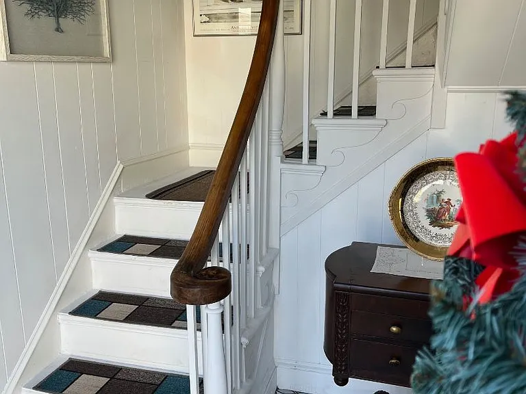 62 Oak St — Photo 10