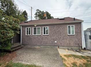 1040 Burwell St #2, Bremerton, WA 98337