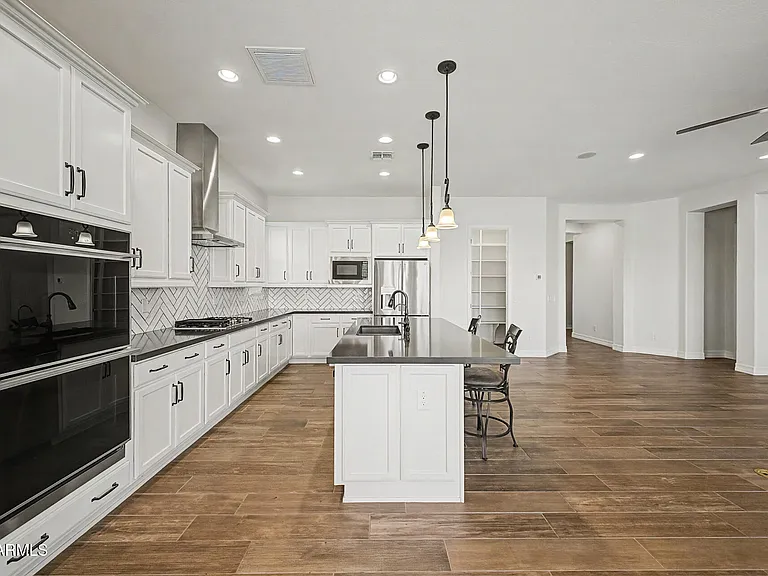 3205 N 198th Ln — Photo 12