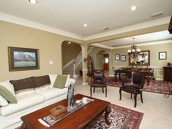 4th image of 22311 Baron Cove Ln
