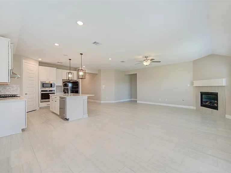11123 Santiago River Ln — Photo 33