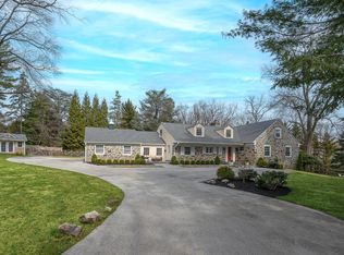 909 Morris Ave, Bryn Mawr, PA 19010