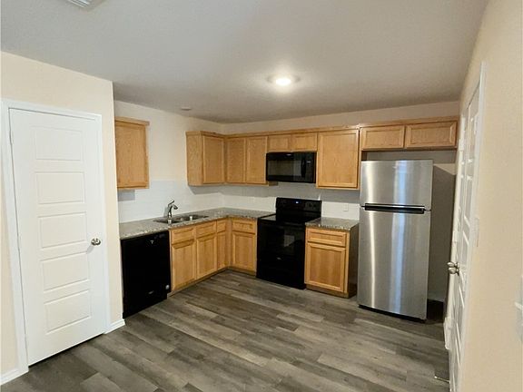 4th image of 1956 Lively Ln