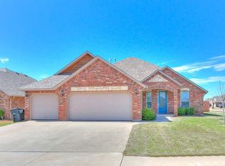 3413 Ontario Cir, Moore, OK 73160
