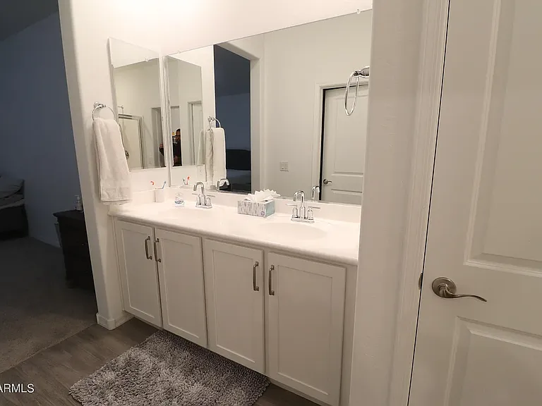 15257 W Sherman St — Photo 12