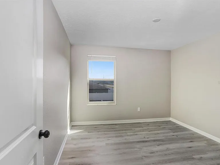 10256 Carloway Hills Dr — Photo 16