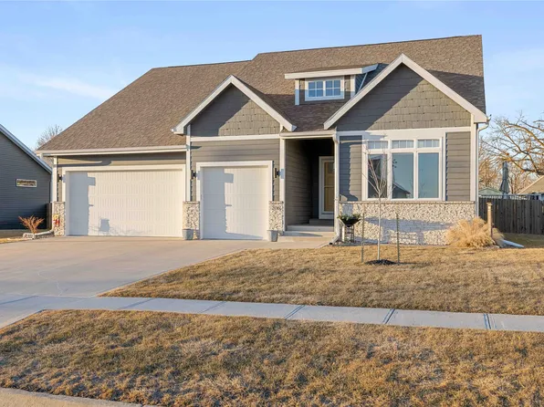 206 Park View Ln, Madrid, IA 50156