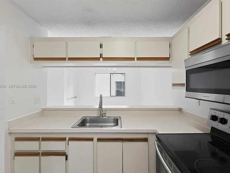 13856 SW 93rd Ln — Photo 6