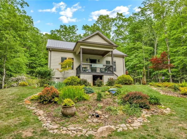 126 Highland Cove, West Jefferson, NC 28694