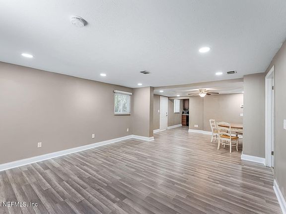 4th image of 10501 WOOSTER Drive
