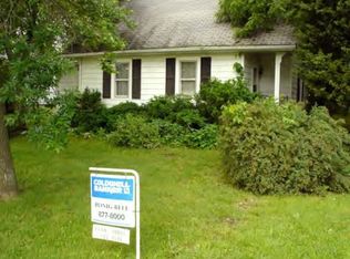 2031 S Taylor Rd, Decatur, IL 62521