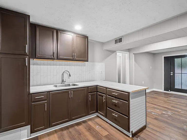 3100 Fern Valley Dr SW #A — Photo 22