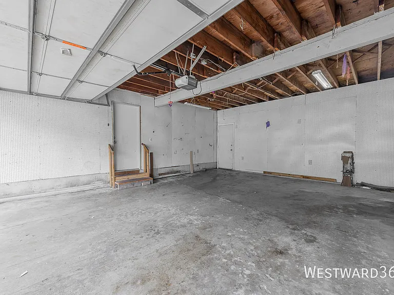 2221 Belmont Ave #SFH — Photo 26