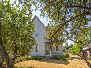 8429 Dallas Ave S, Seattle, WA 98108
