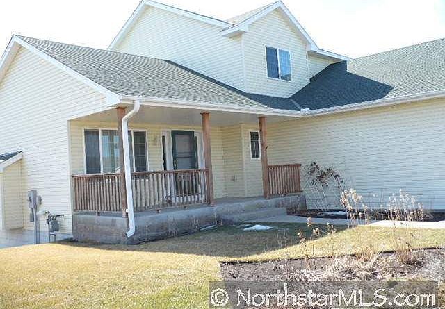 Home for Sale in Isanti, MN $204,900