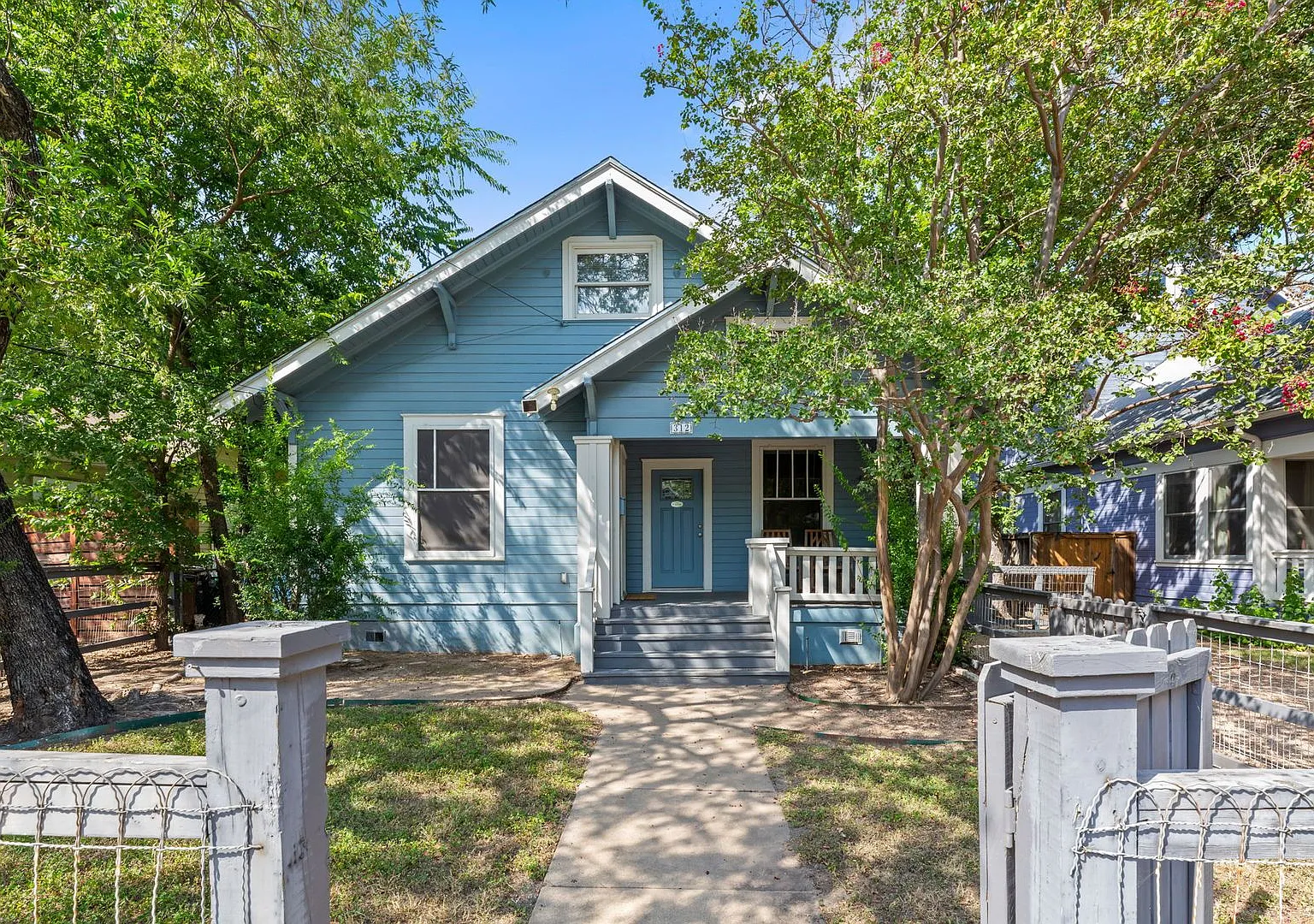 Ut Pre-Lease: Hyde Park 4 Bed / 3 Bath. Open Floor Plan, Wood Floors, Backyard With Deck, 2 Car G... — Photo 1