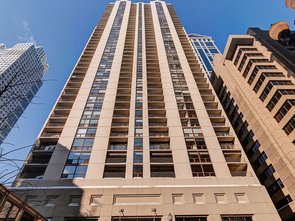 1st image of 200 N Dearborn St Unit 3102