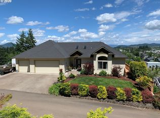 707 Holbrook Ln, Creswell, OR 97426