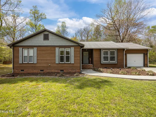 110 Roland Court, Burgaw, NC 28425