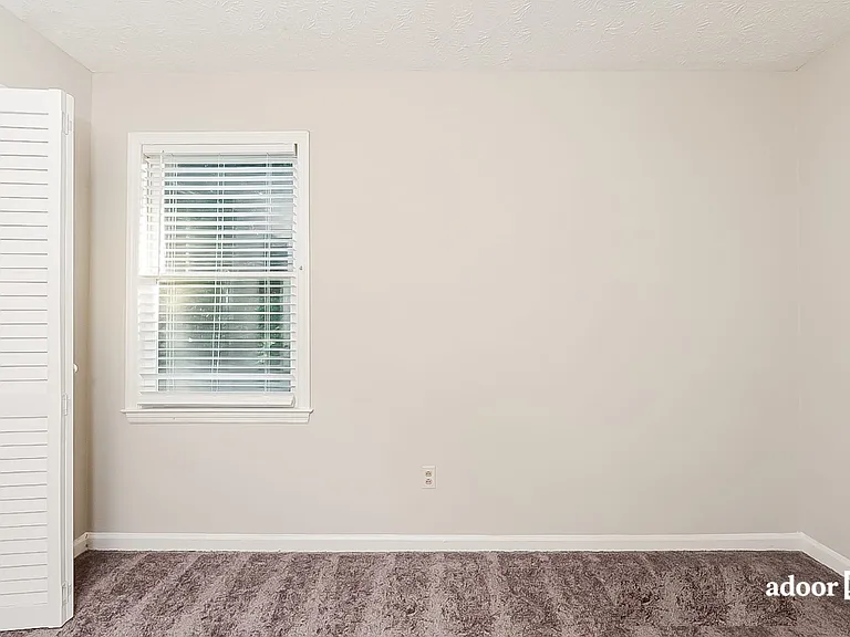 125 Pond Dr — Photo 8