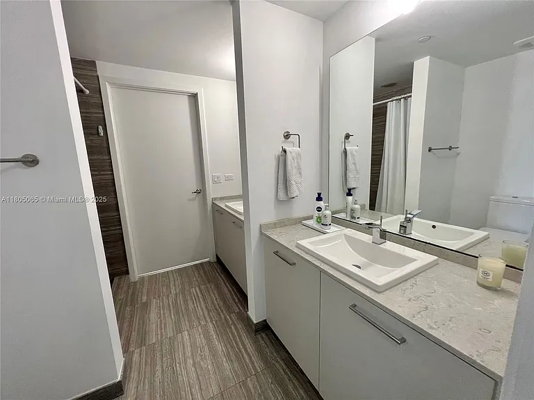1010 Brickell Ave #4205 — Photo 15