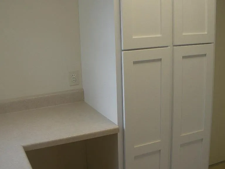 4203 Crestview Dr — Photo 6