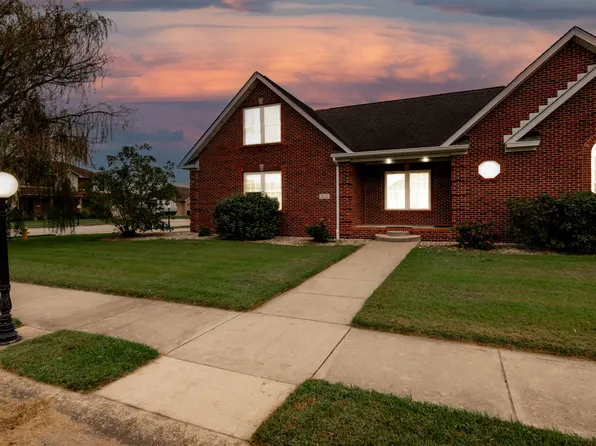 9162 Janelle Dr, Seymour, IN 47274