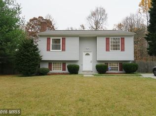 18065 Tompkins Ct, Dumfries, VA 22026