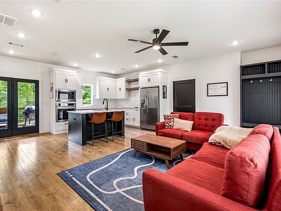 4th image of 4 Sable Ln