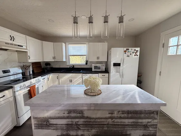 159 Cline Ave, Hendersonville, TN 37075