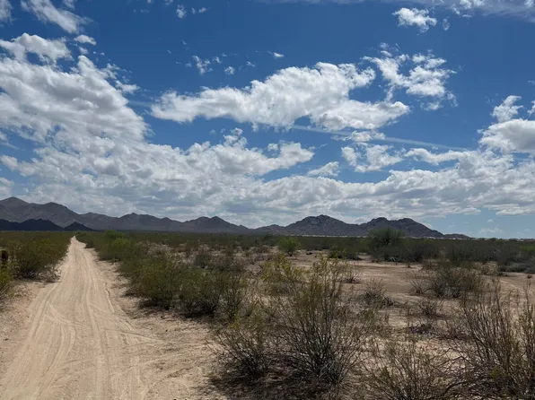 00FG N 251st Avenue #F & G, Surprise, AZ 85387