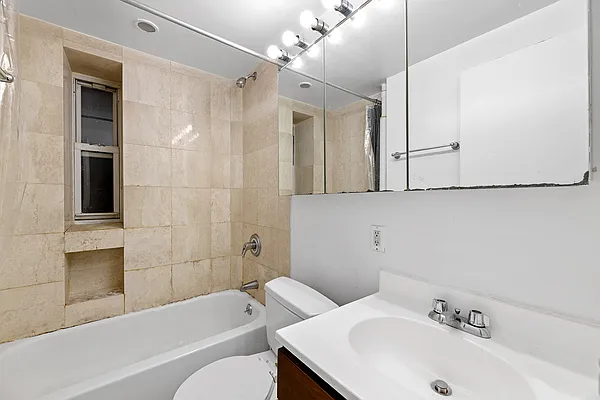 Rented by REAL New York | media 12