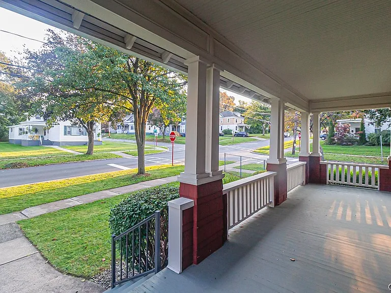 6 Sanger Ave — Photo 6