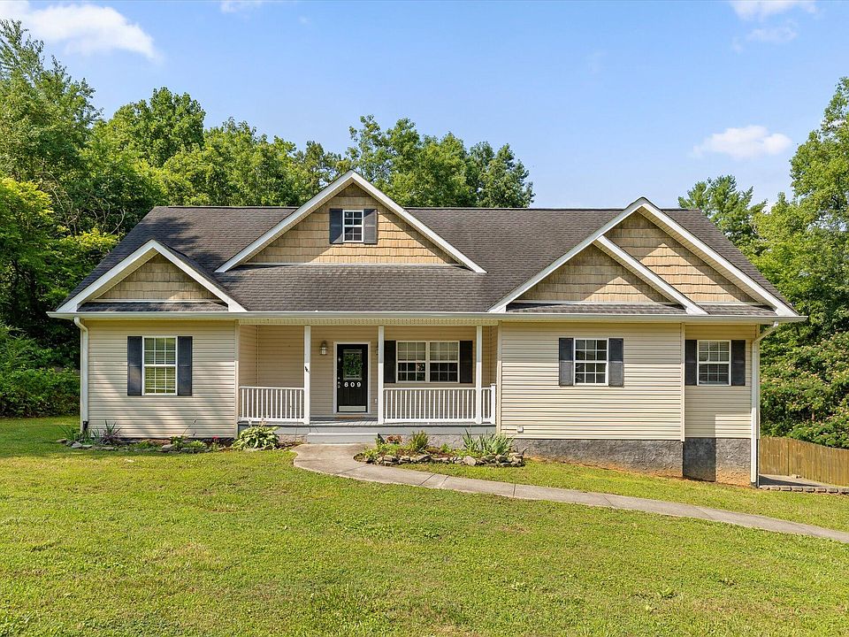 1st image of 609 Neighbors Dr