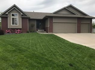 110 S Angela Cir, Wichita, KS 67235