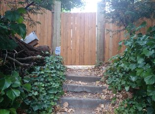 7327 35th Ave SW, Seattle, WA 98126