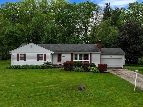 2nd image of 2834 Bancroft Rd