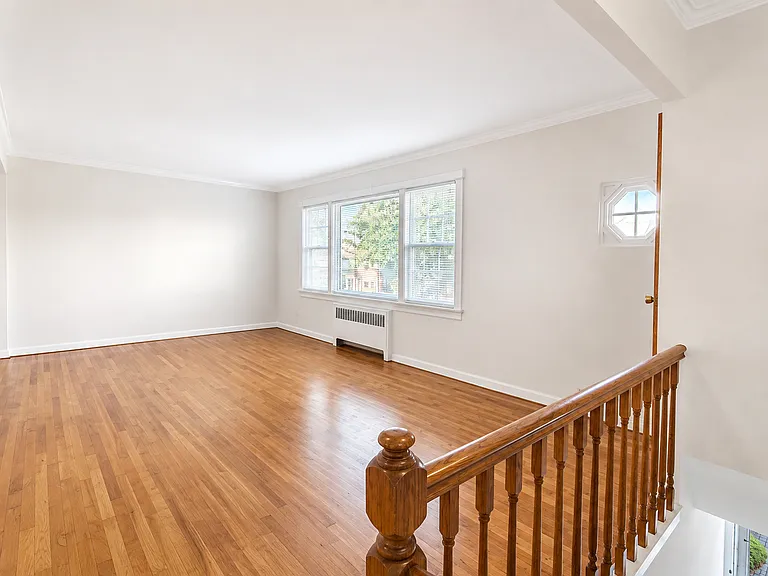 22-30 149th St #2A — Photo 4