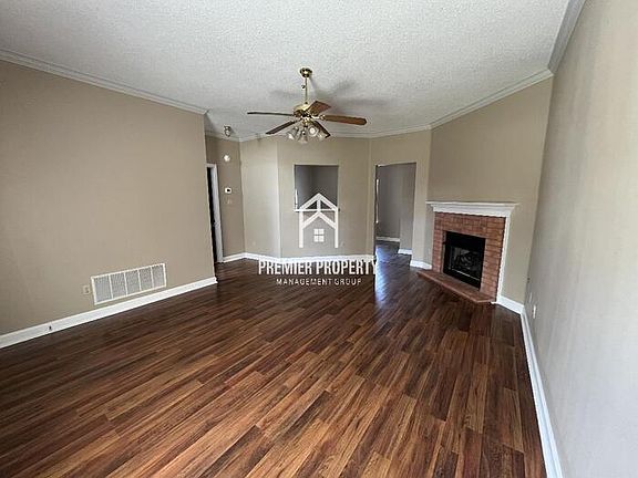 5th image of 8512 Farmington Blvd