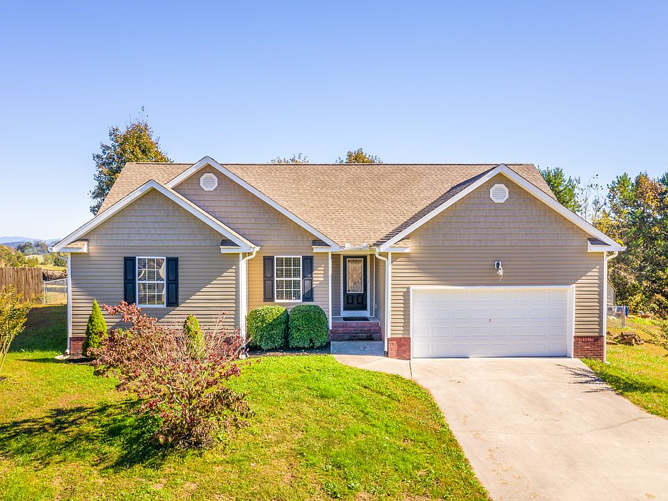 1st image of 410 Farmway Dr SE